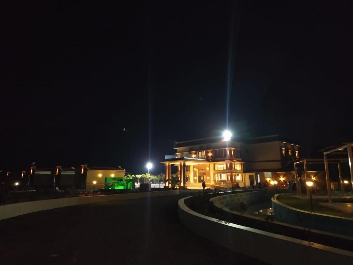 Flamingo Club And Resort Una 3 Km Away From Diu Check Post Eksteriør bilde