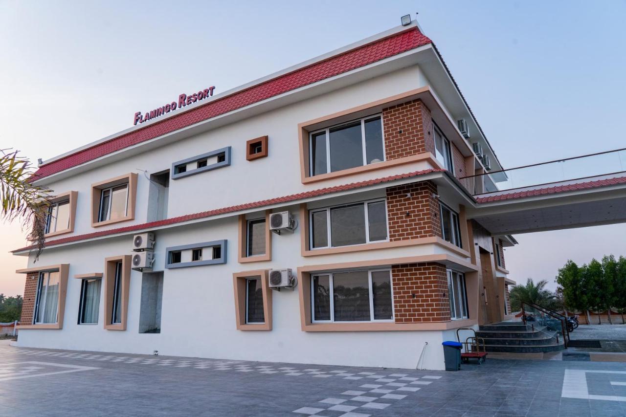 Flamingo Club And Resort Una 3 Km Away From Diu Check Post Eksteriør bilde