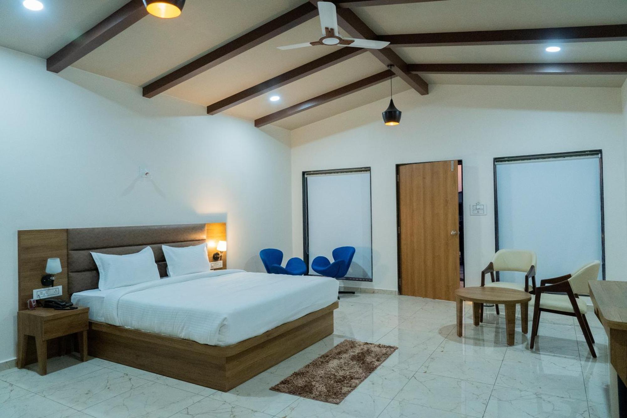 Flamingo Club And Resort Una 3 Km Away From Diu Check Post Eksteriør bilde