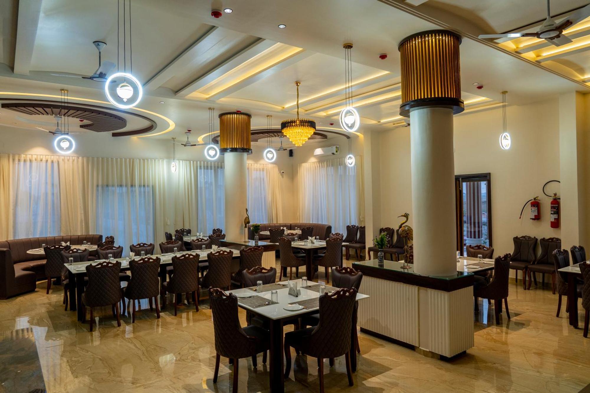 Flamingo Club And Resort Una 3 Km Away From Diu Check Post Eksteriør bilde